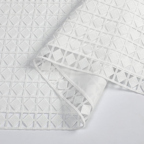 MG-1726L WHITE LACE 70'X180' TABLECLOTH