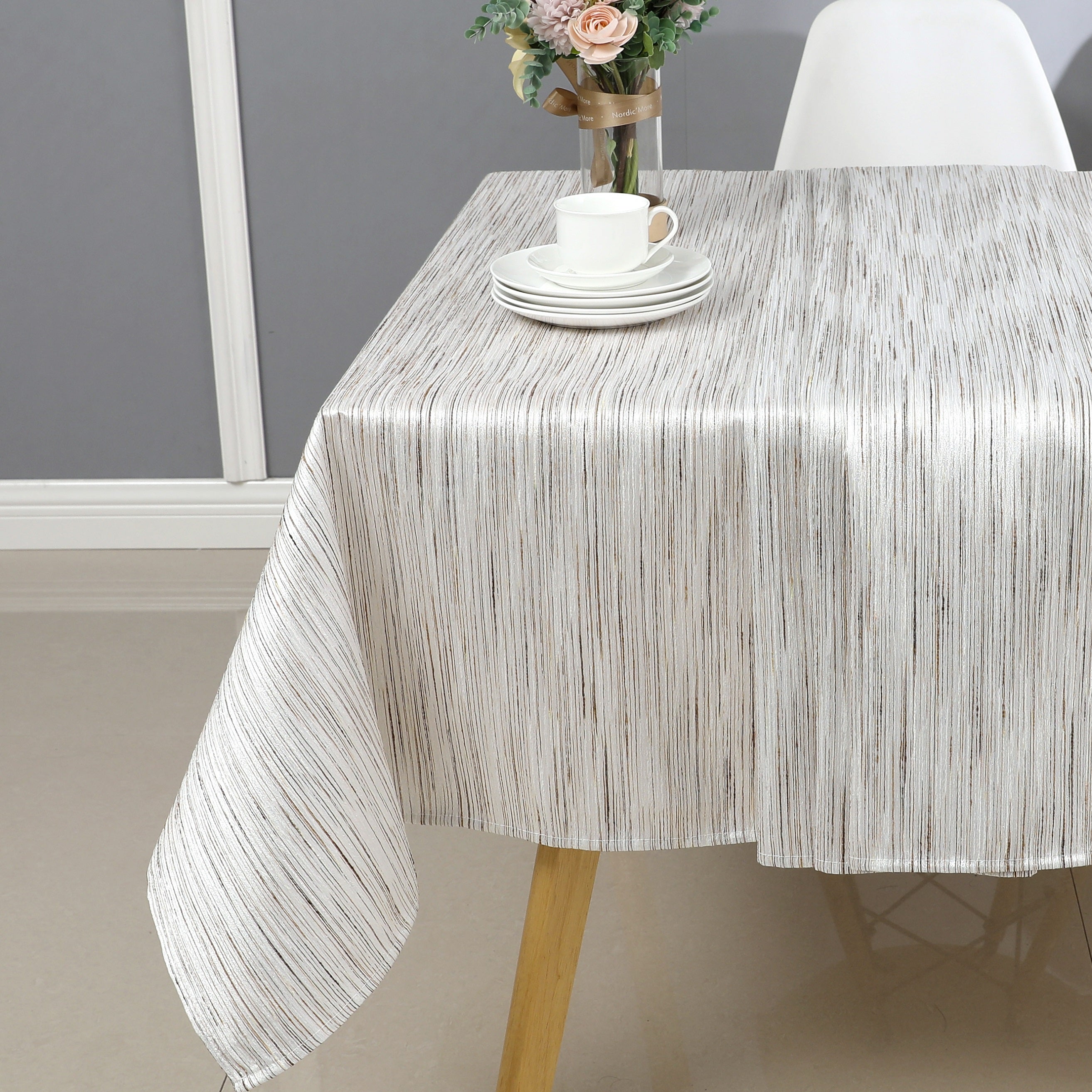 MG-1313 WHITE SILVER TABLECLOTH