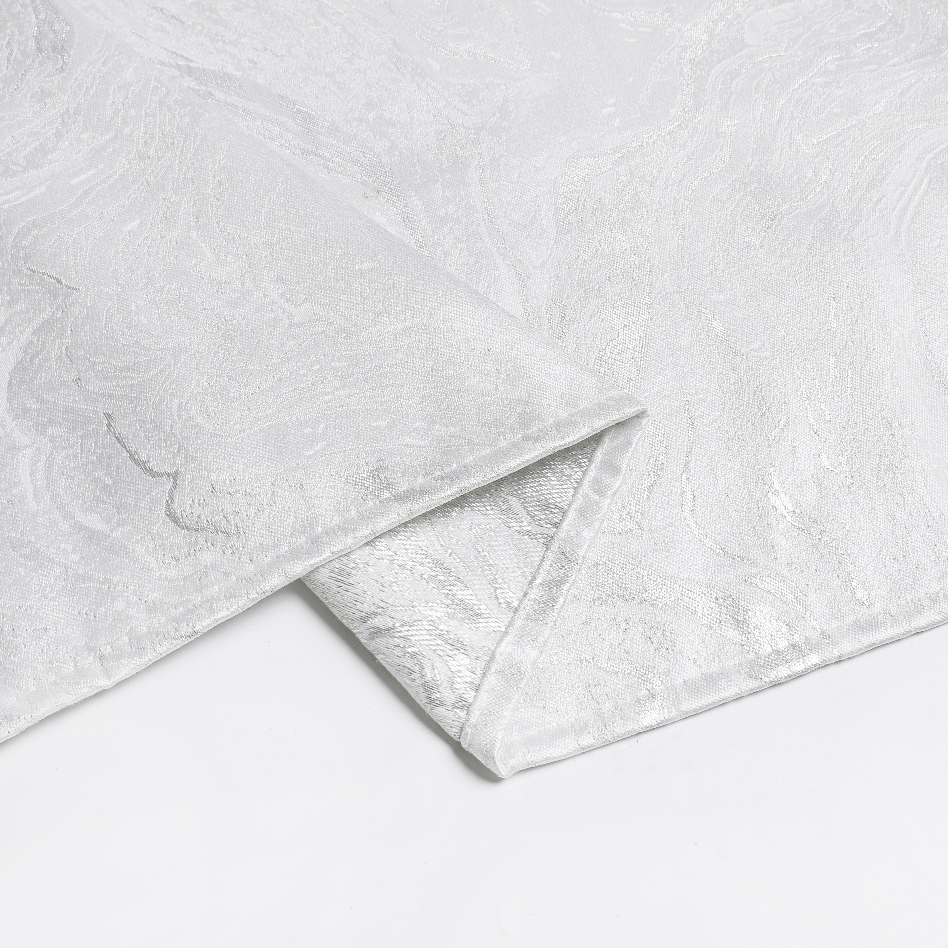 MG-1328 WHITE&SILVER WAVE TABLECLOTH