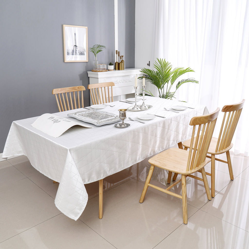 MG-1333 WHITE SILVER RAYS TABLECLOTH