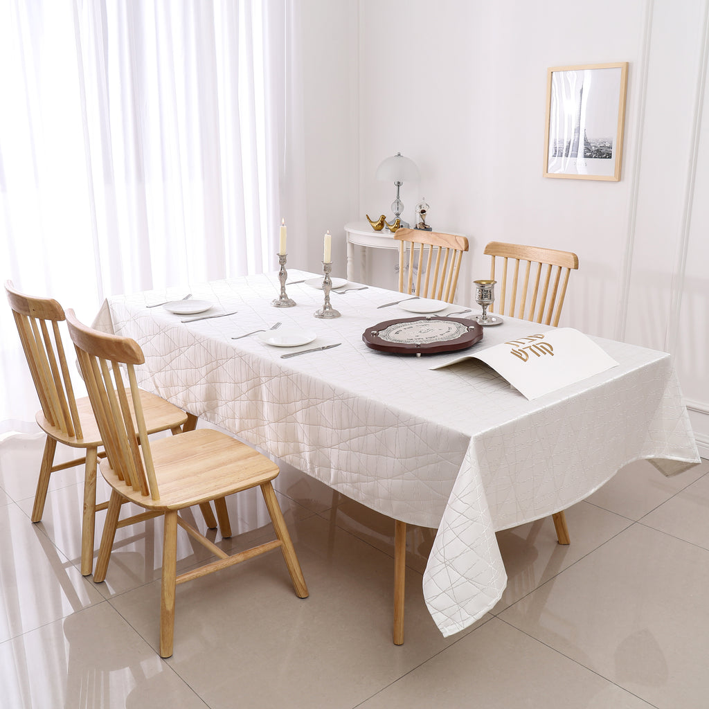 MG-1334 WHITE GOLD RAYS TABLECLOTH