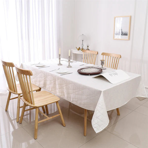 MG-1334 WHITE GOLD RAYS 108' TABLECLOTH