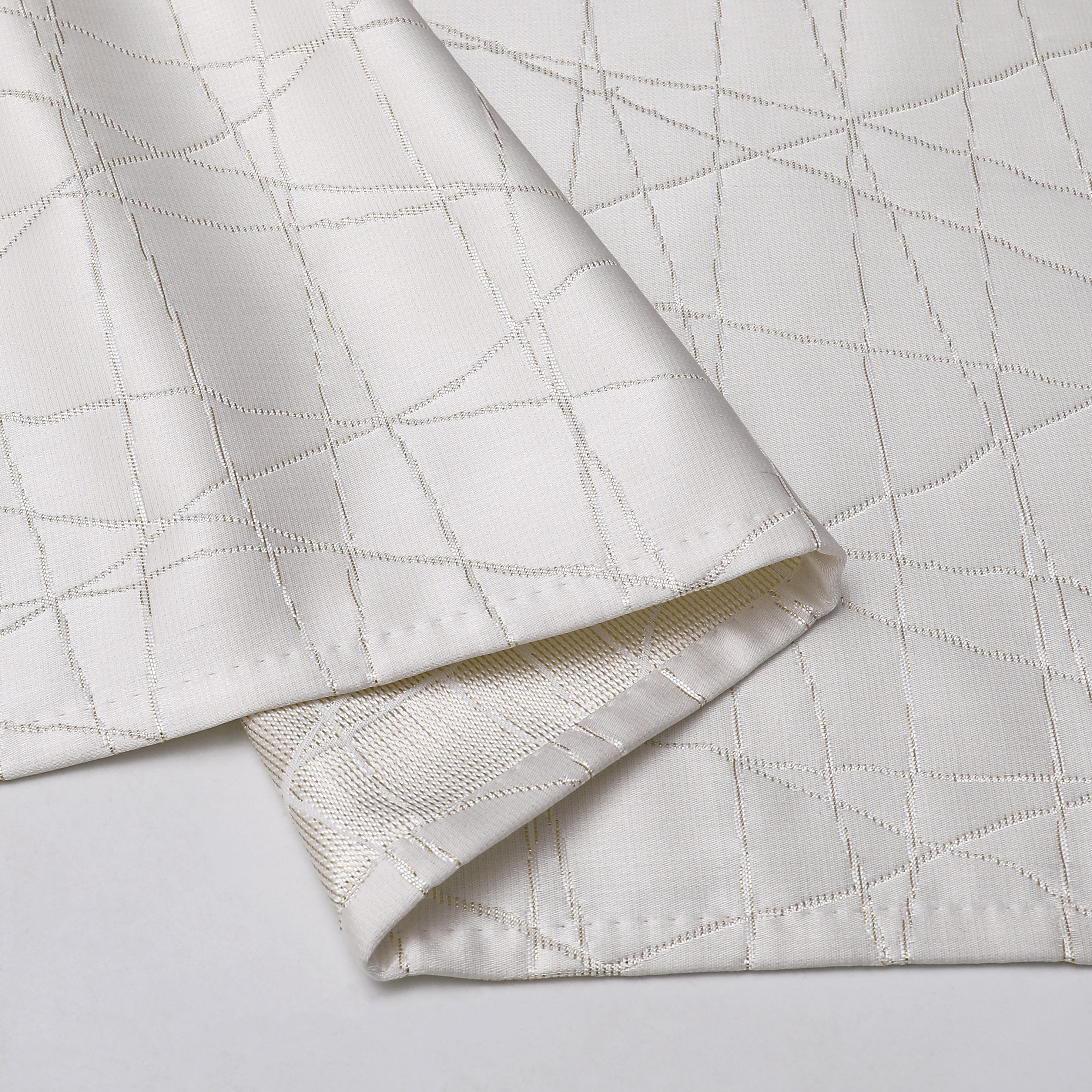 MG-1334 WHITE GOLD RAYS TABLECLOTH