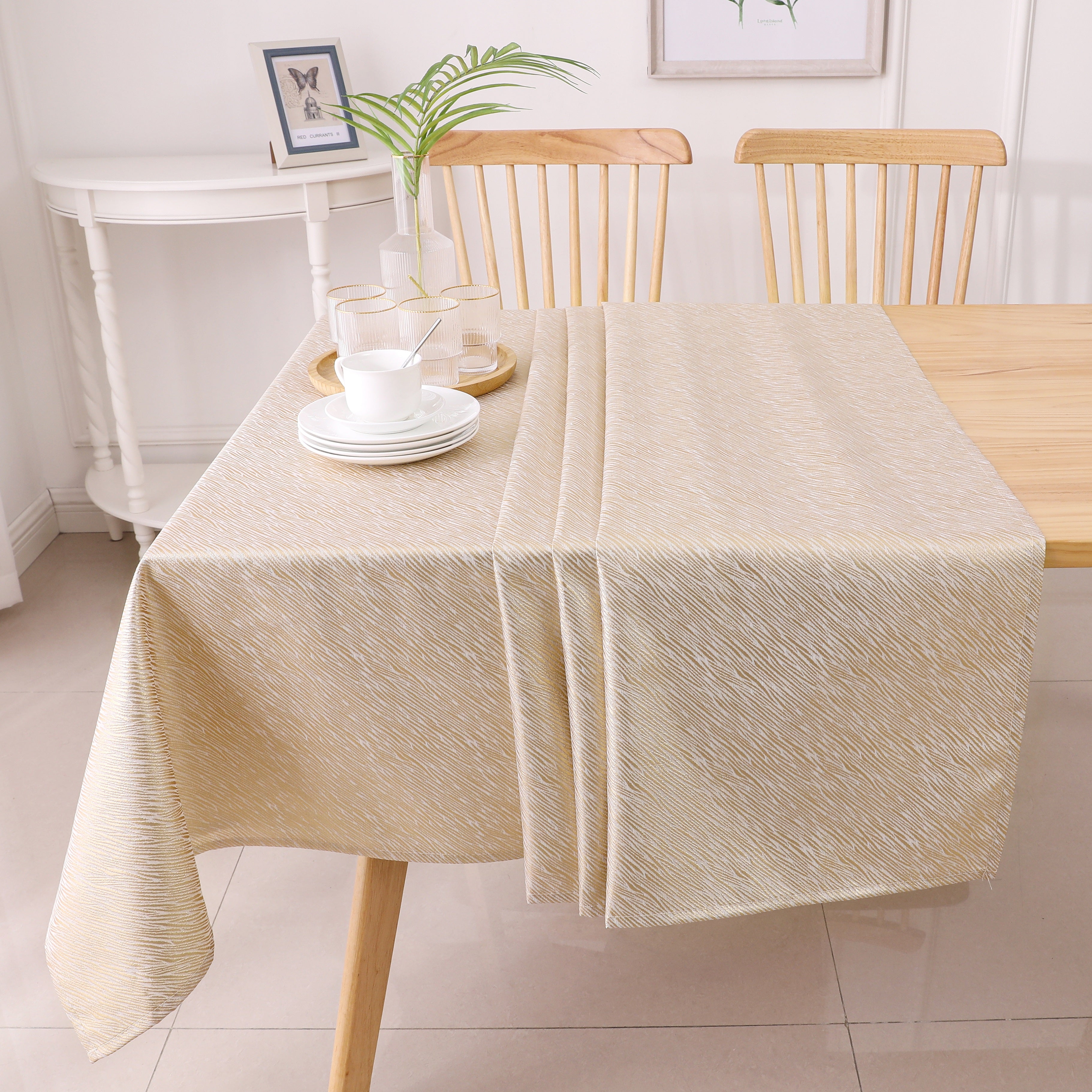 MG-1338 AVALON GOLD TABLECLOTH