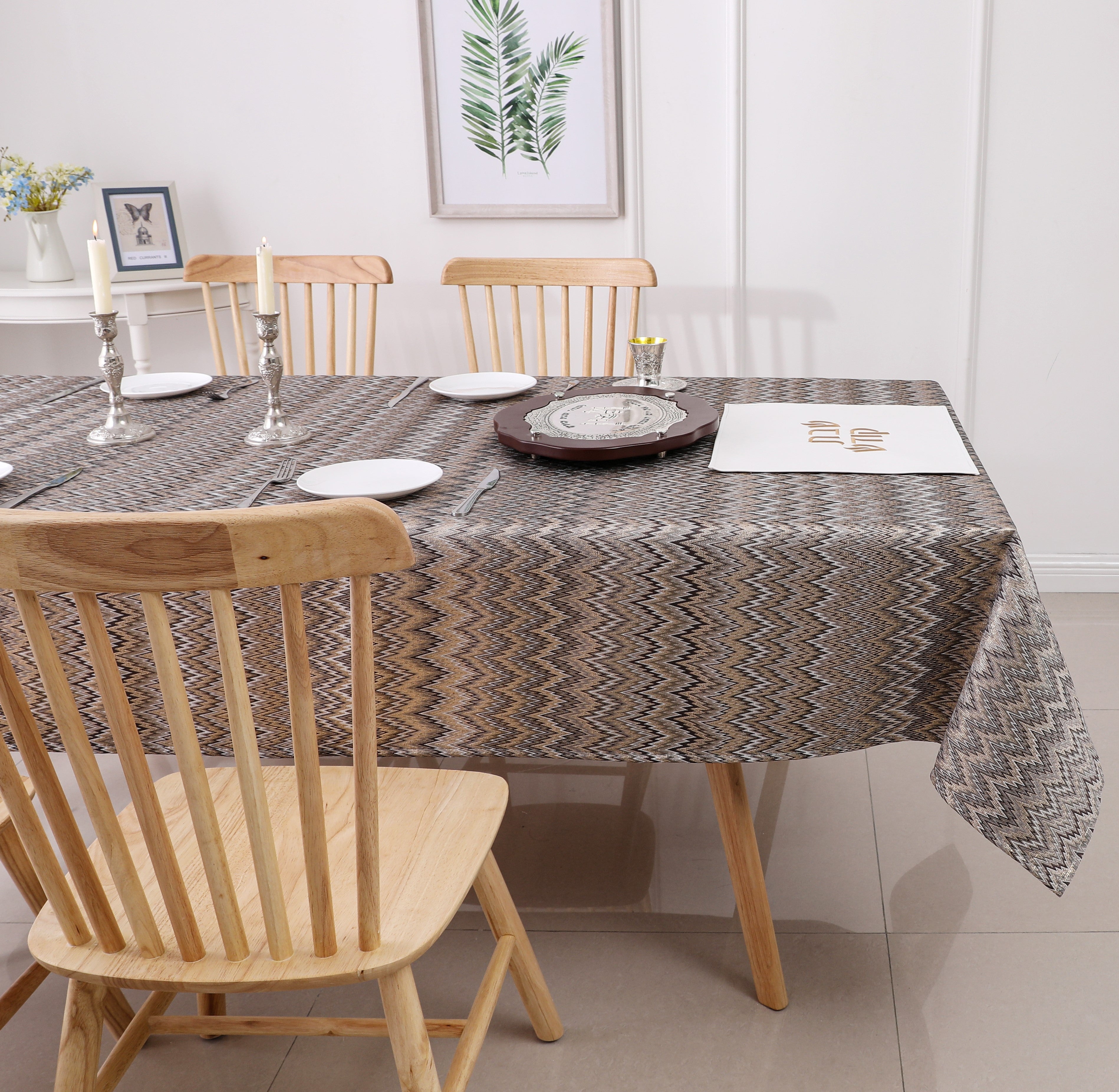 MG-1340 ZIG ZAG DARK TABLECLOTH