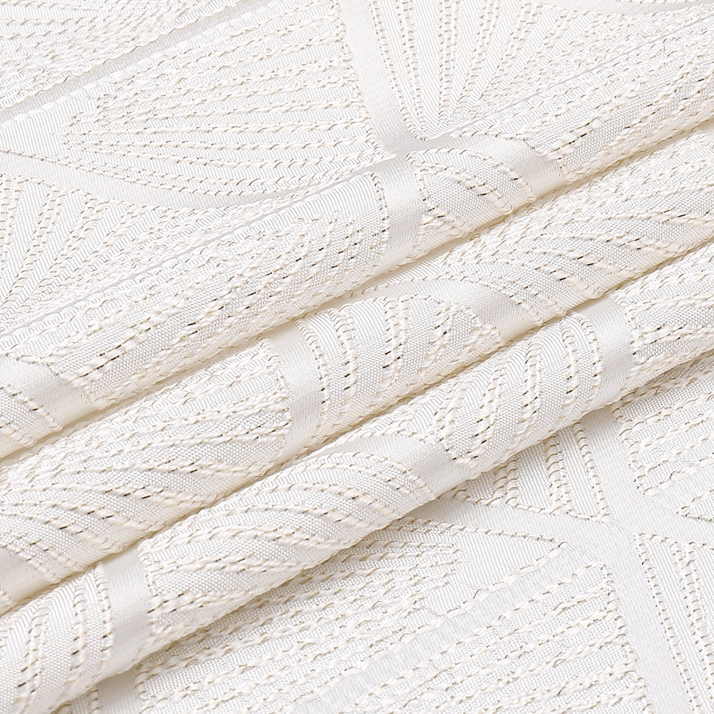 MG-1343 GOLD DIAMOND TABLECLOTH