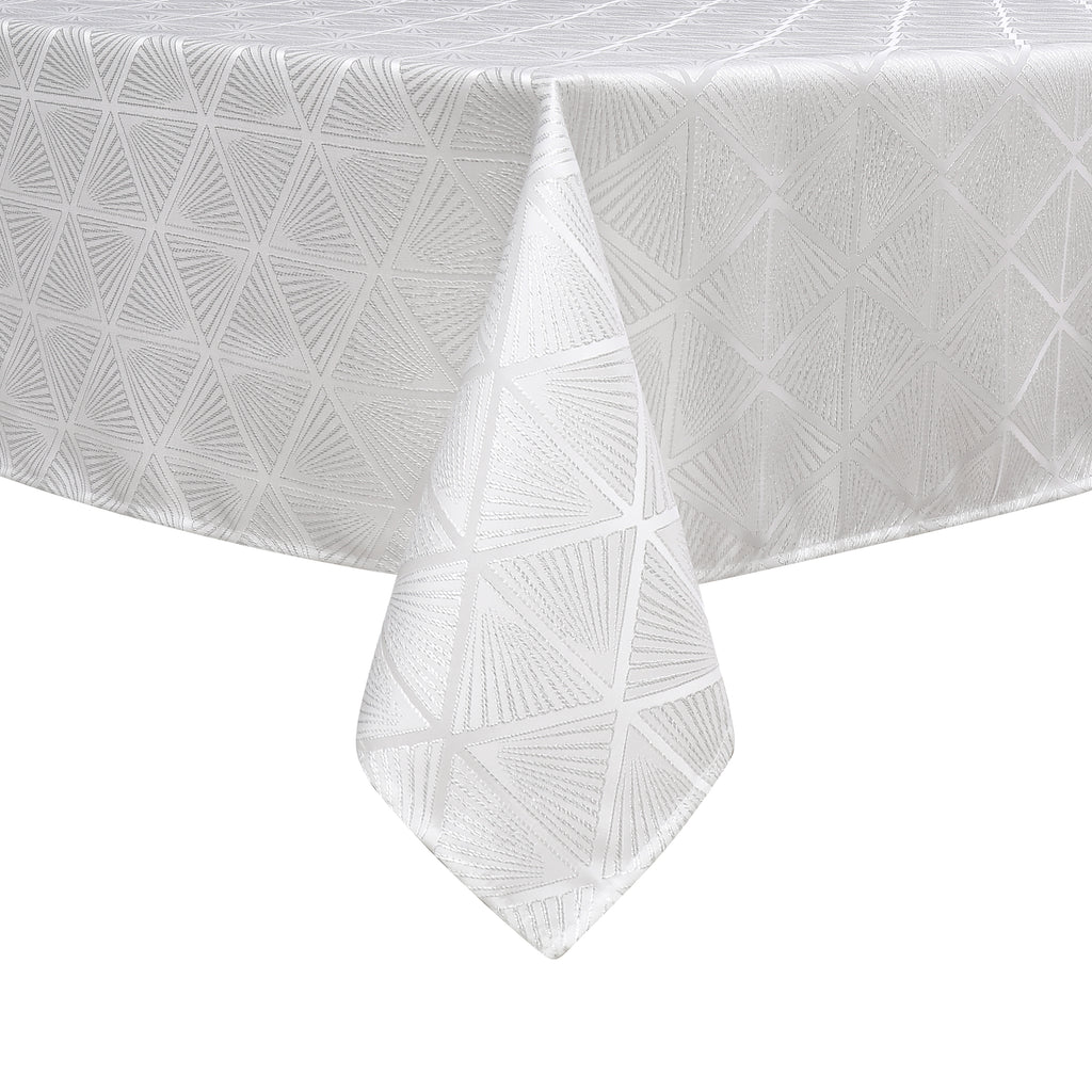 MG-1344 SILVER DIAMOND TABLECLOTH