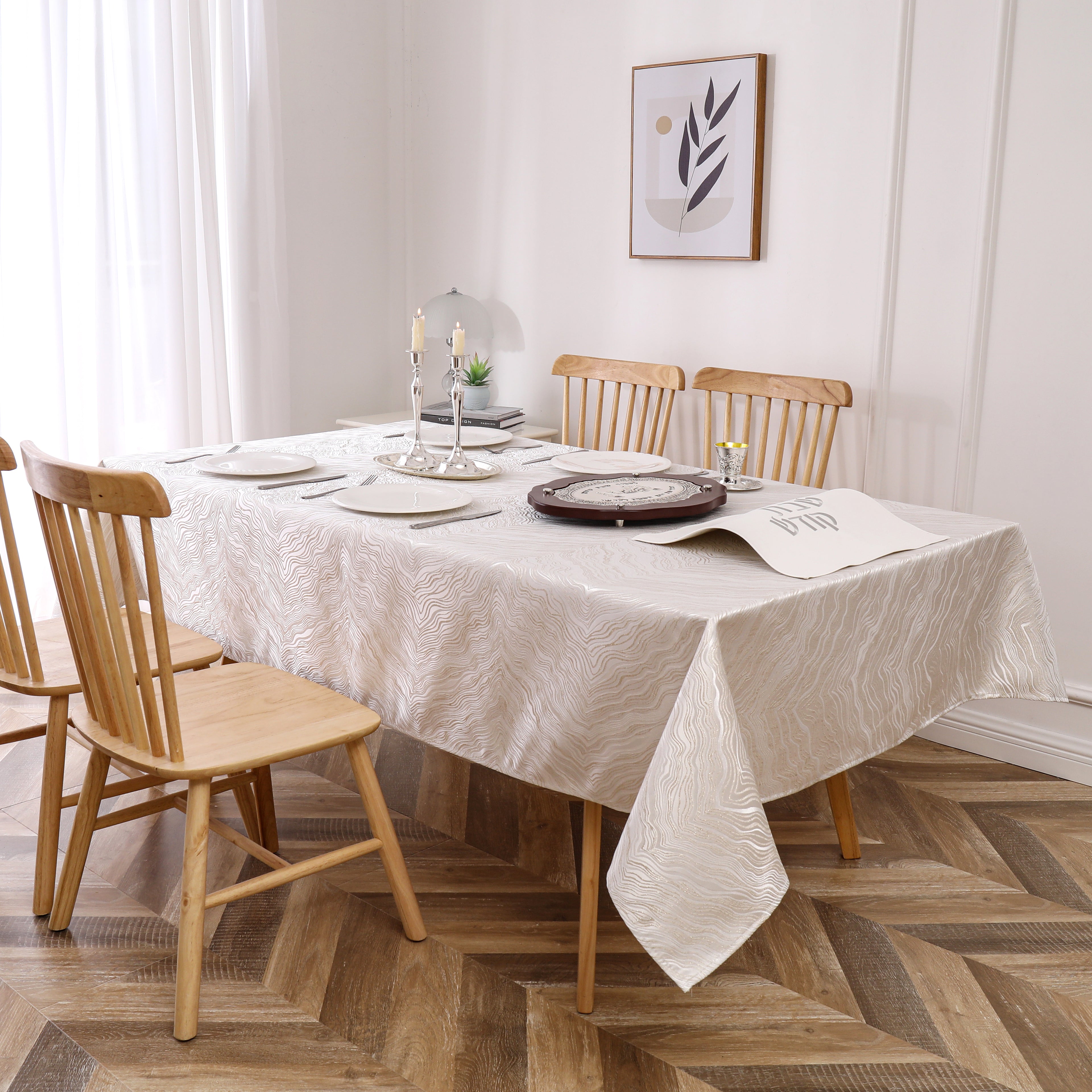 MG-1359 SPARKLE GOLD TABLECLOTH