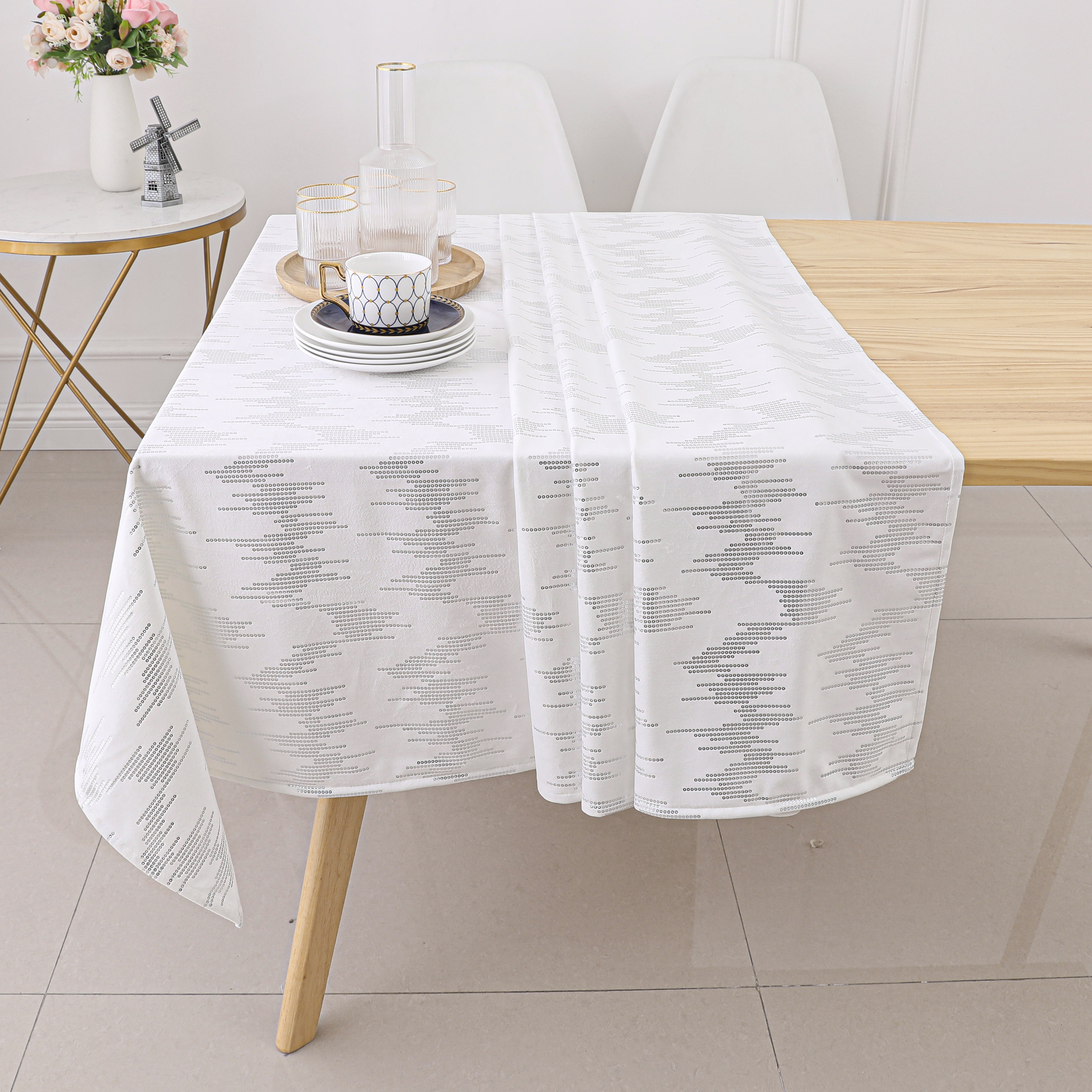 MG-1401 SILVER DOTTED VELVET 144' TABLECLOTH