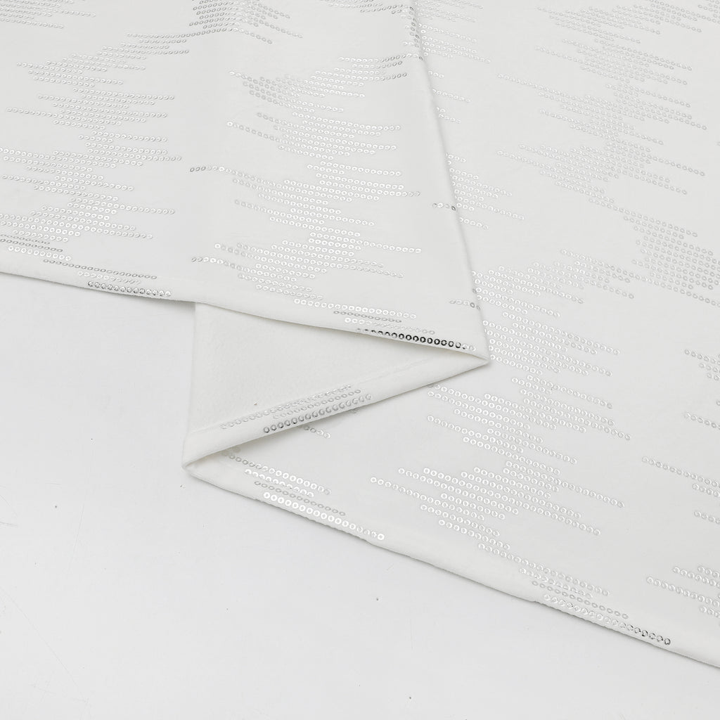MG-1401 SILVER DOTTED VELVET 144' TABLECLOTH