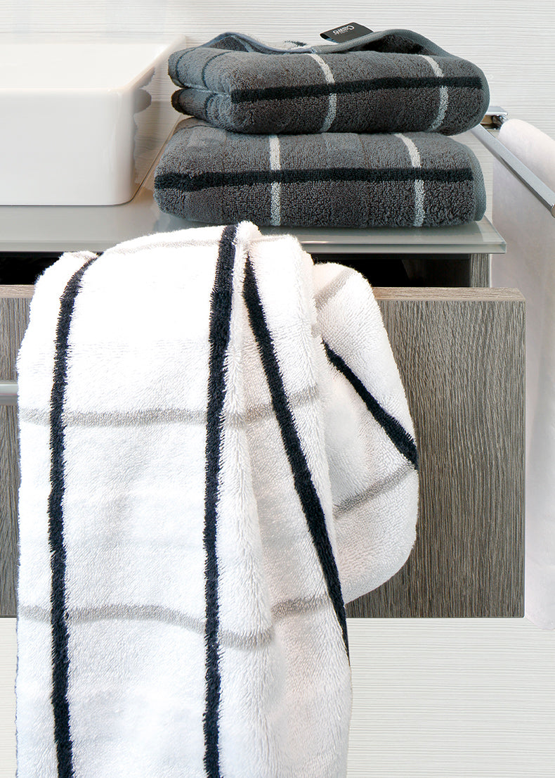 CAW-1079 COLOUR 77 BATH TOWEL