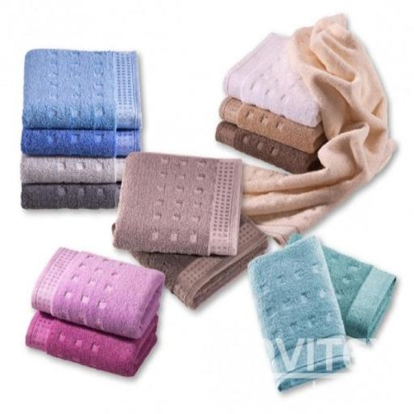COUNTRY TOWELS