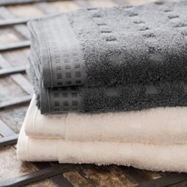 COUNTRY TOWELS